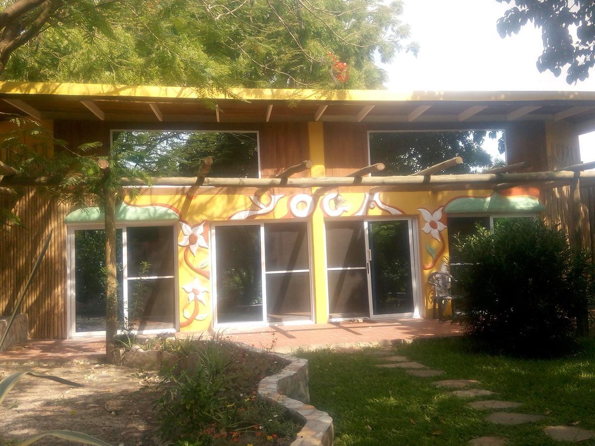 Kokrobite Garden Ngoại thất bức ảnh