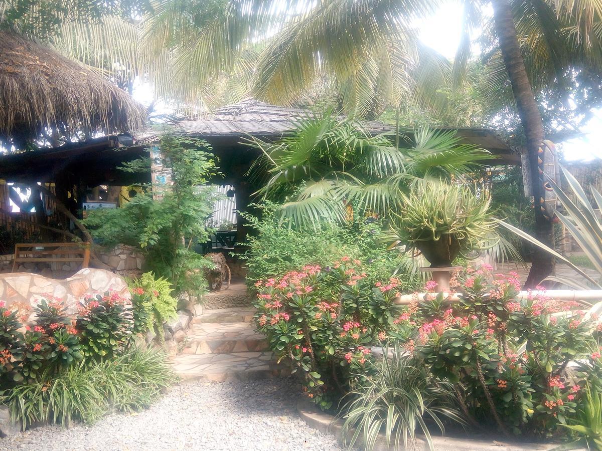 Kokrobite Garden Ngoại thất bức ảnh