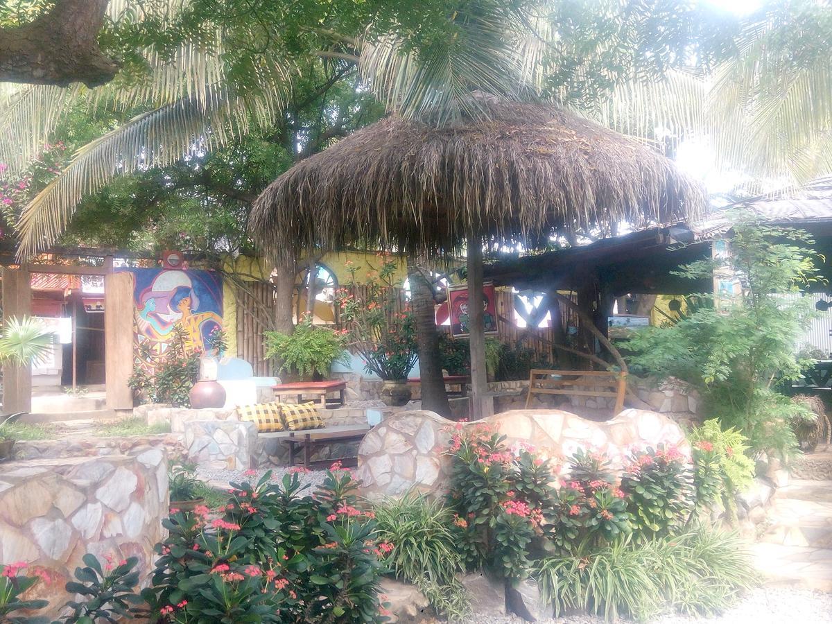 Kokrobite Garden Ngoại thất bức ảnh