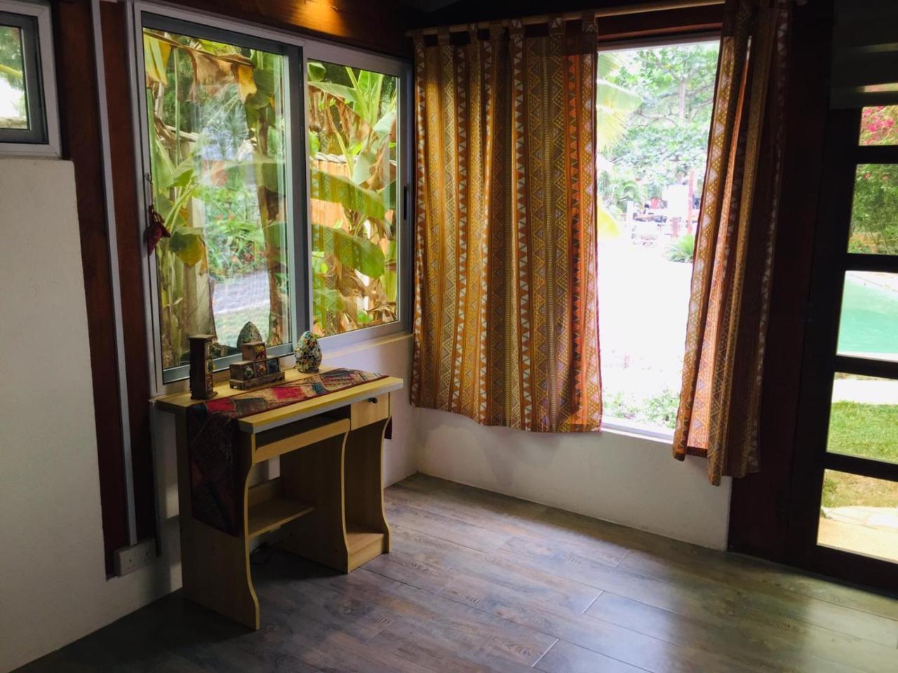 Kokrobite Garden Ngoại thất bức ảnh
