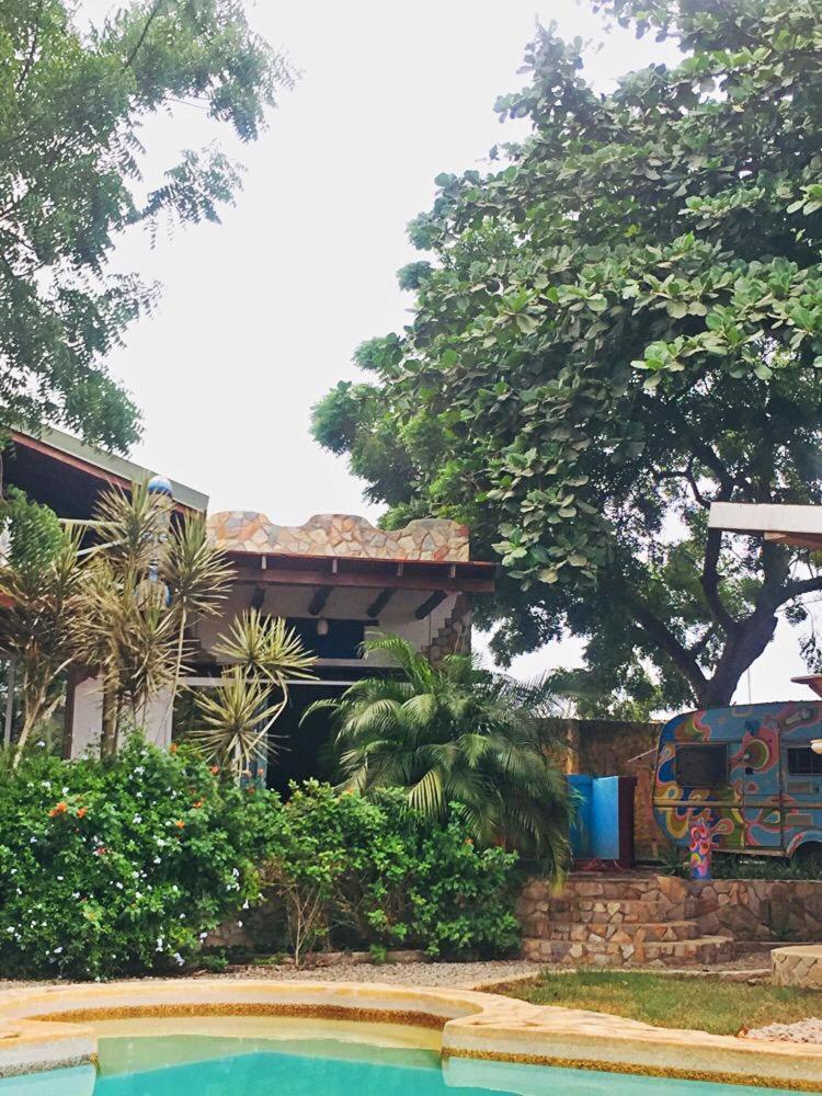 Kokrobite Garden Ngoại thất bức ảnh